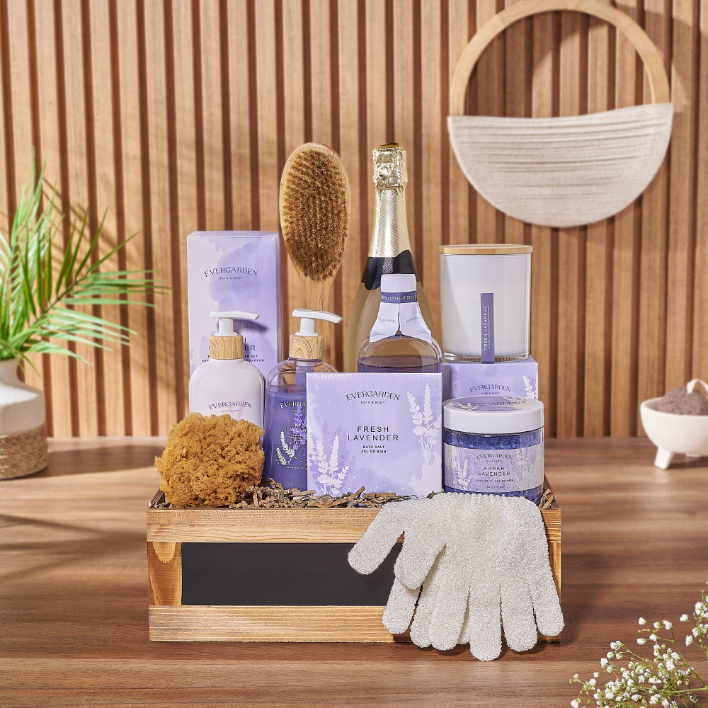 Lavender Spa Wine Gift Box – how the gift is presented