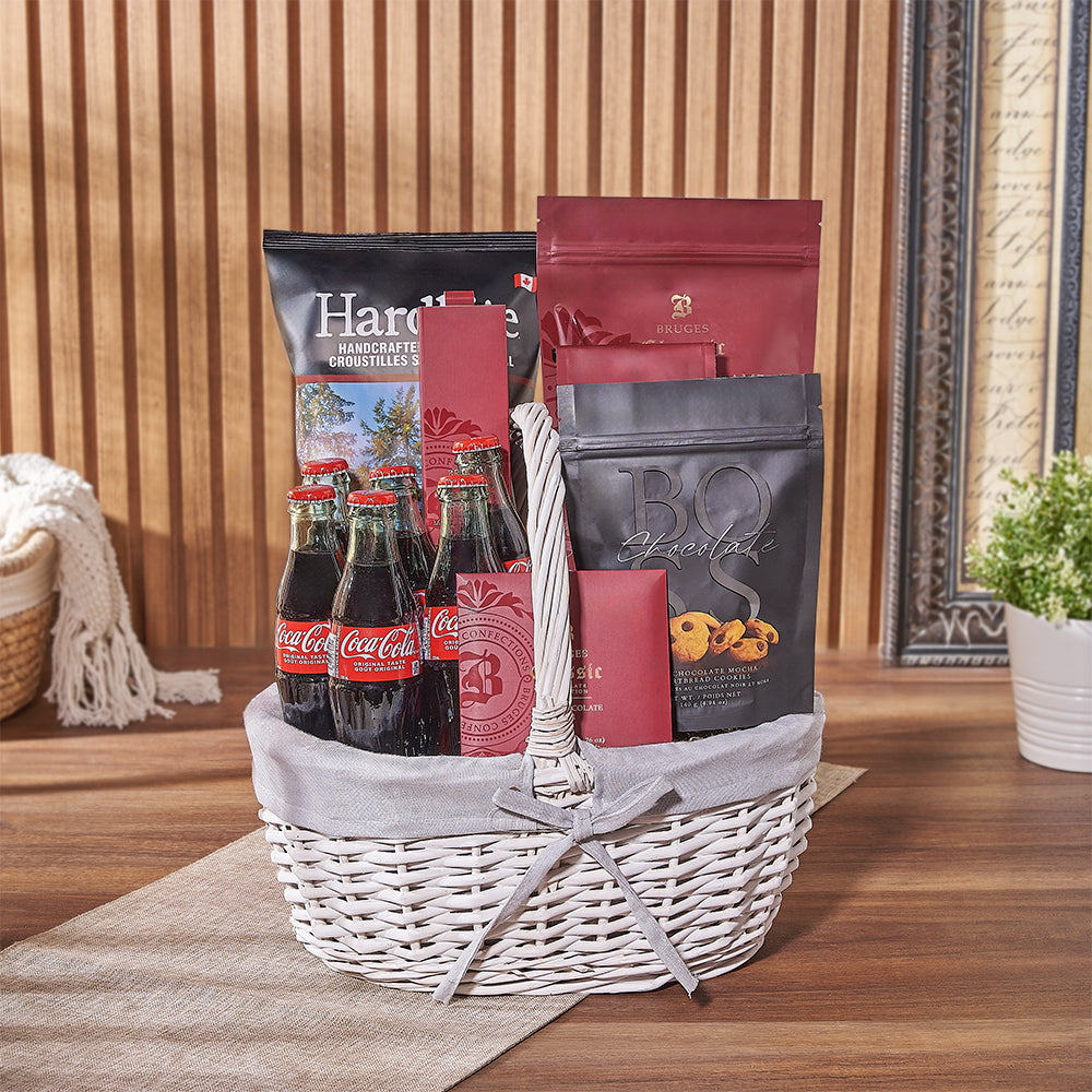 Milk Chocolate and Snack Basket – how the gift is presented