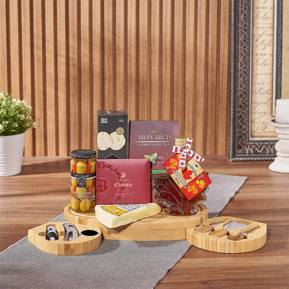 Spicy Olive and Maple Gift Basket – how the gift is presented