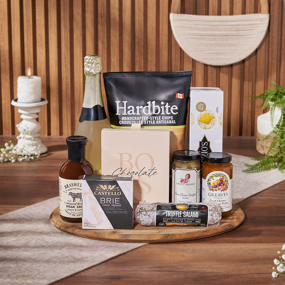 Sparkling Wine with Hardbite Chips Basket – how the gift is presented