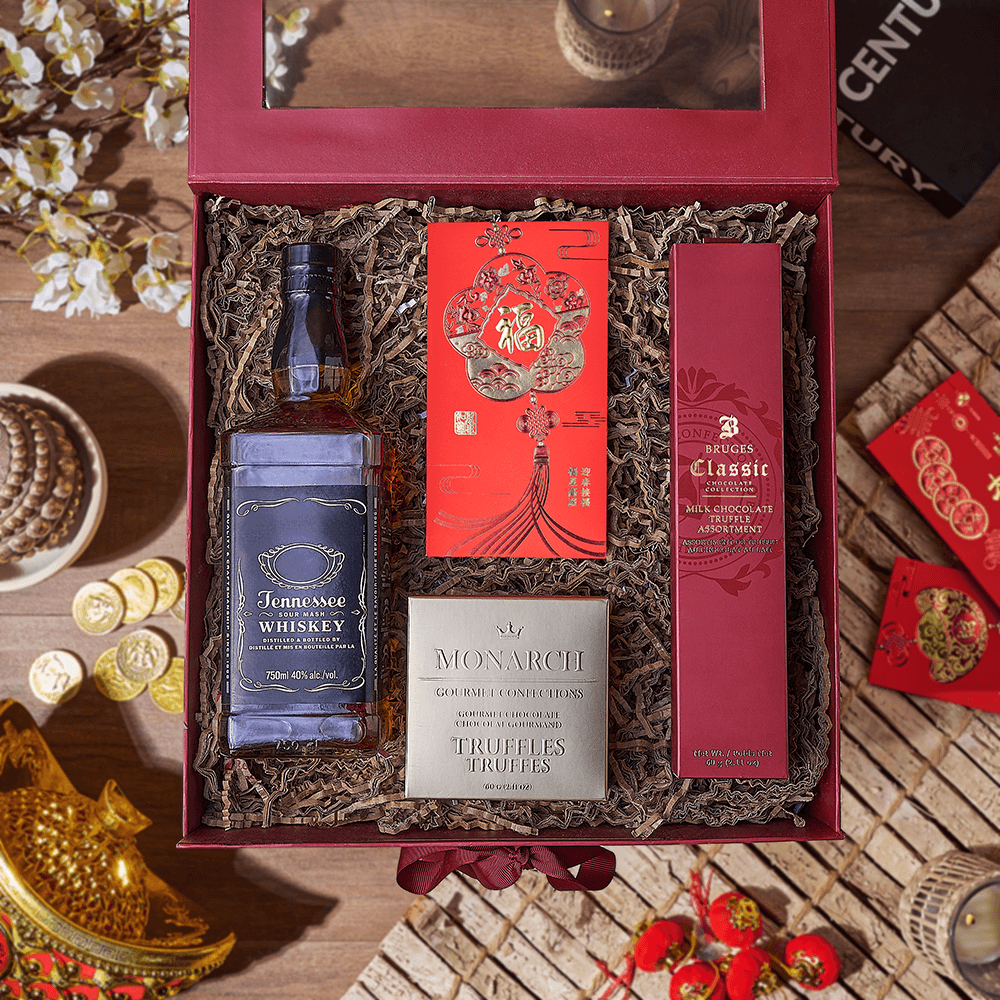 Chinese New Year Whiskey and Chocolate Gift Box in Red Folding Container – how the gift is presented