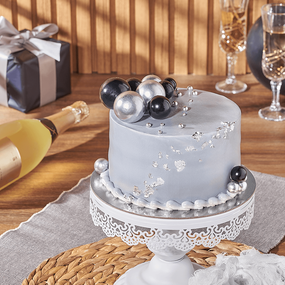 Elegant 6-Inch Cake with Black and Silver Decorations – how the gift is presented