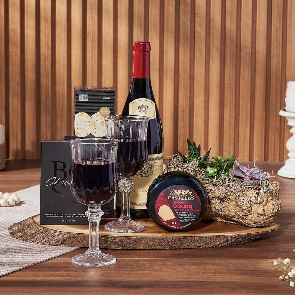 Wine Gift Basket with Gouda Cheese, Toronto – how the gift is presented