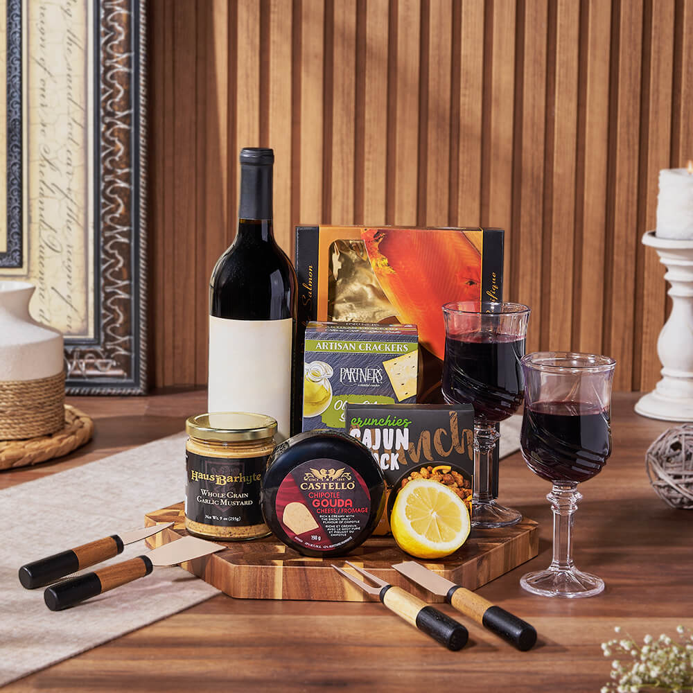 Gourmet Wine Gift Basket with Maple Smoked Salmon and Cajun Snack Mix – how the gift is presented
