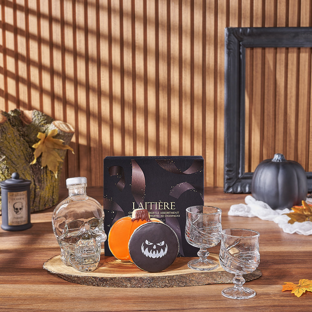 Premium Crystal Head Vodka with Halloween Cookie Gift Set – how the gift is presented