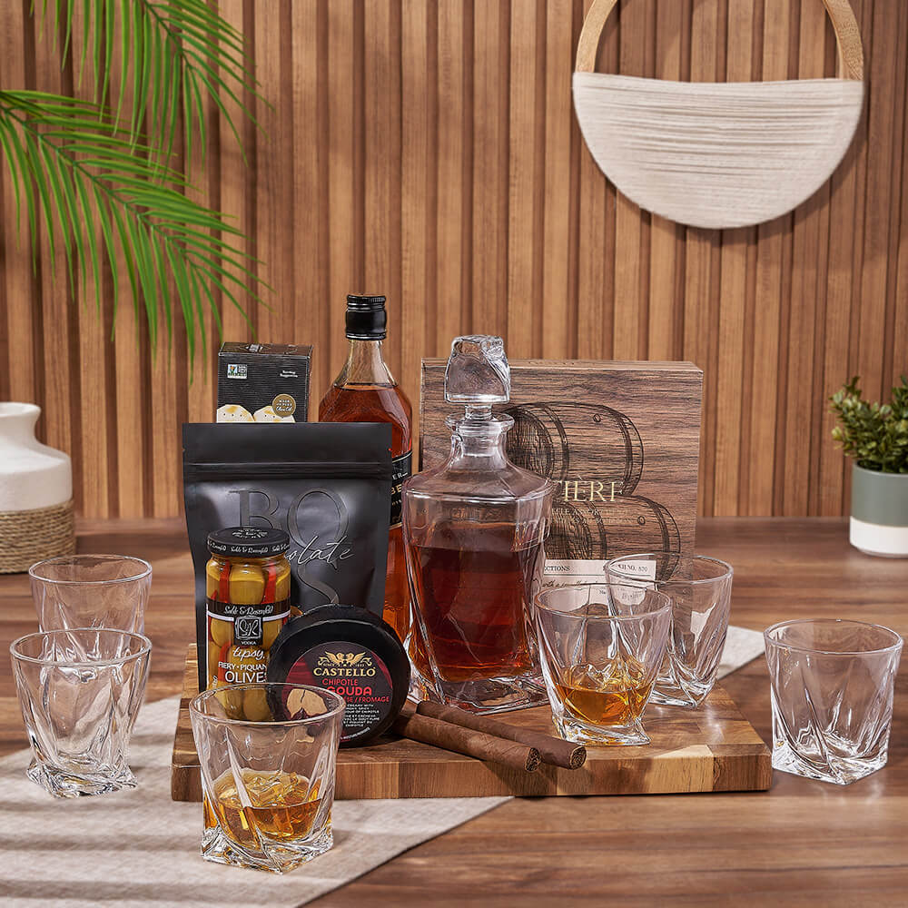 Whiskey Decanter Set and Gourmet Basket – how the gift is presented