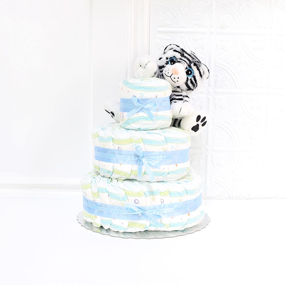 Newborn Diaper Cake and Plush Gift – how the gift is presented