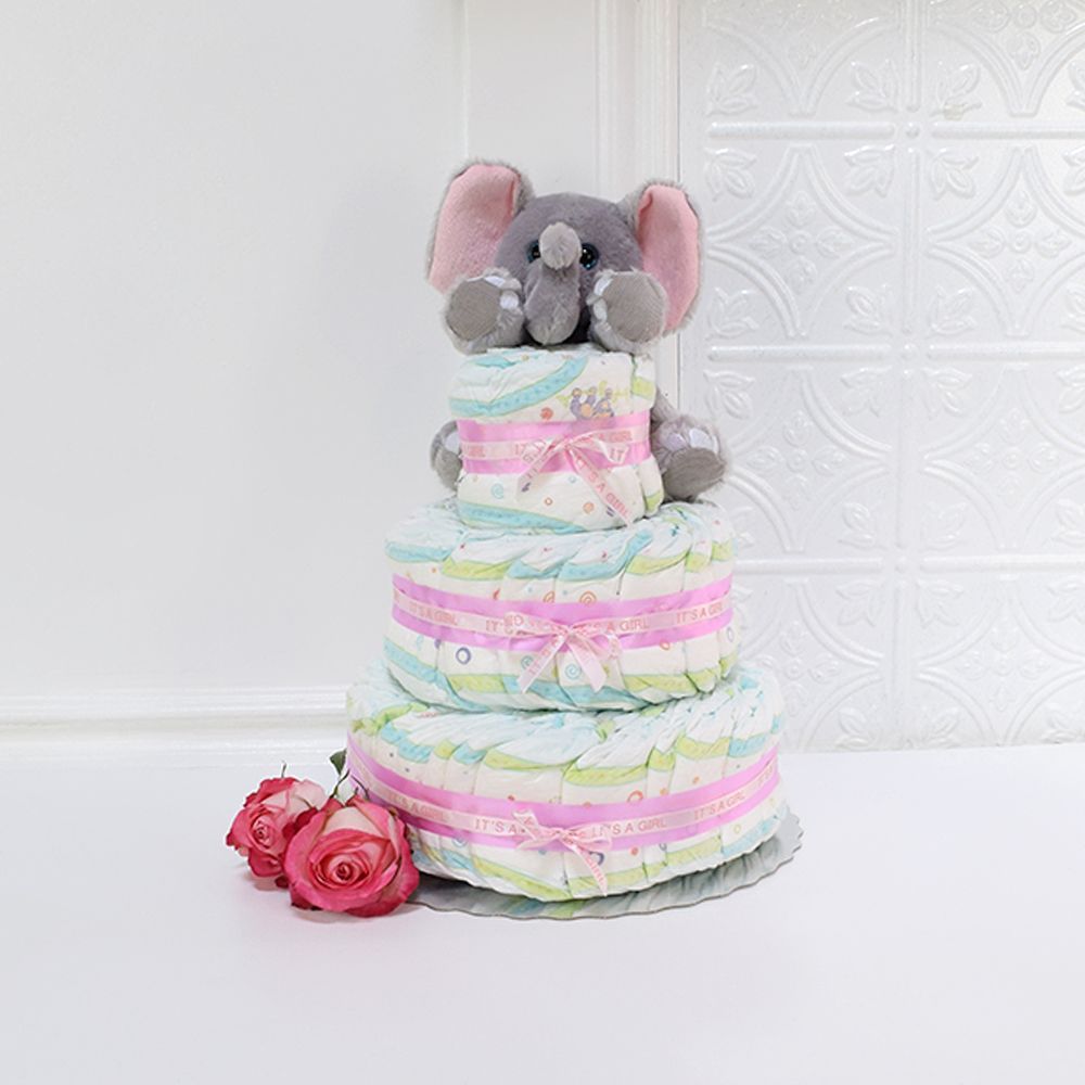 Three-Tier Baby Celebration Diaper Cake – how the gift is presented