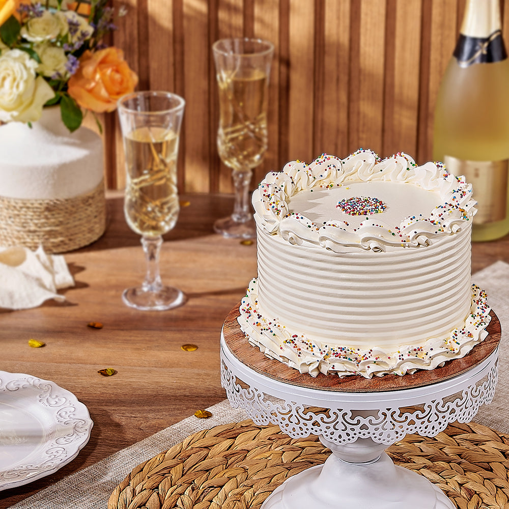 6-Inch Birthday Cake with Vanilla Buttercream Frosting – how the gift is presented