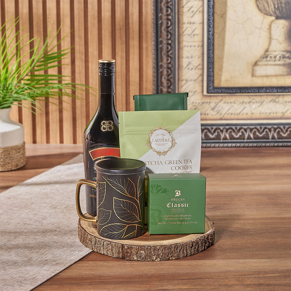 Vodka and Matcha Treat Basket – how the gift is presented