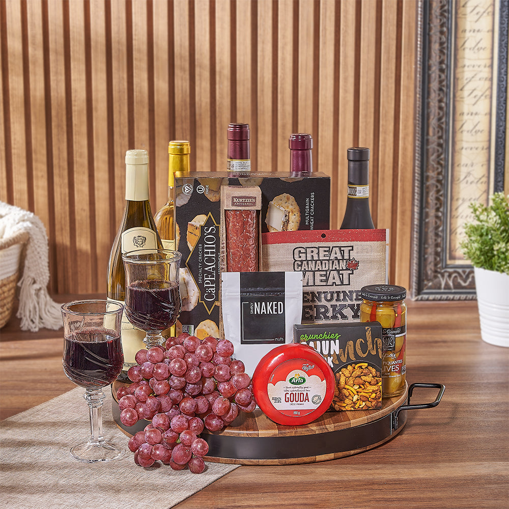 Luxury Wine Gift Set with Crackers, Salami, and Cheese – how the gift is presented