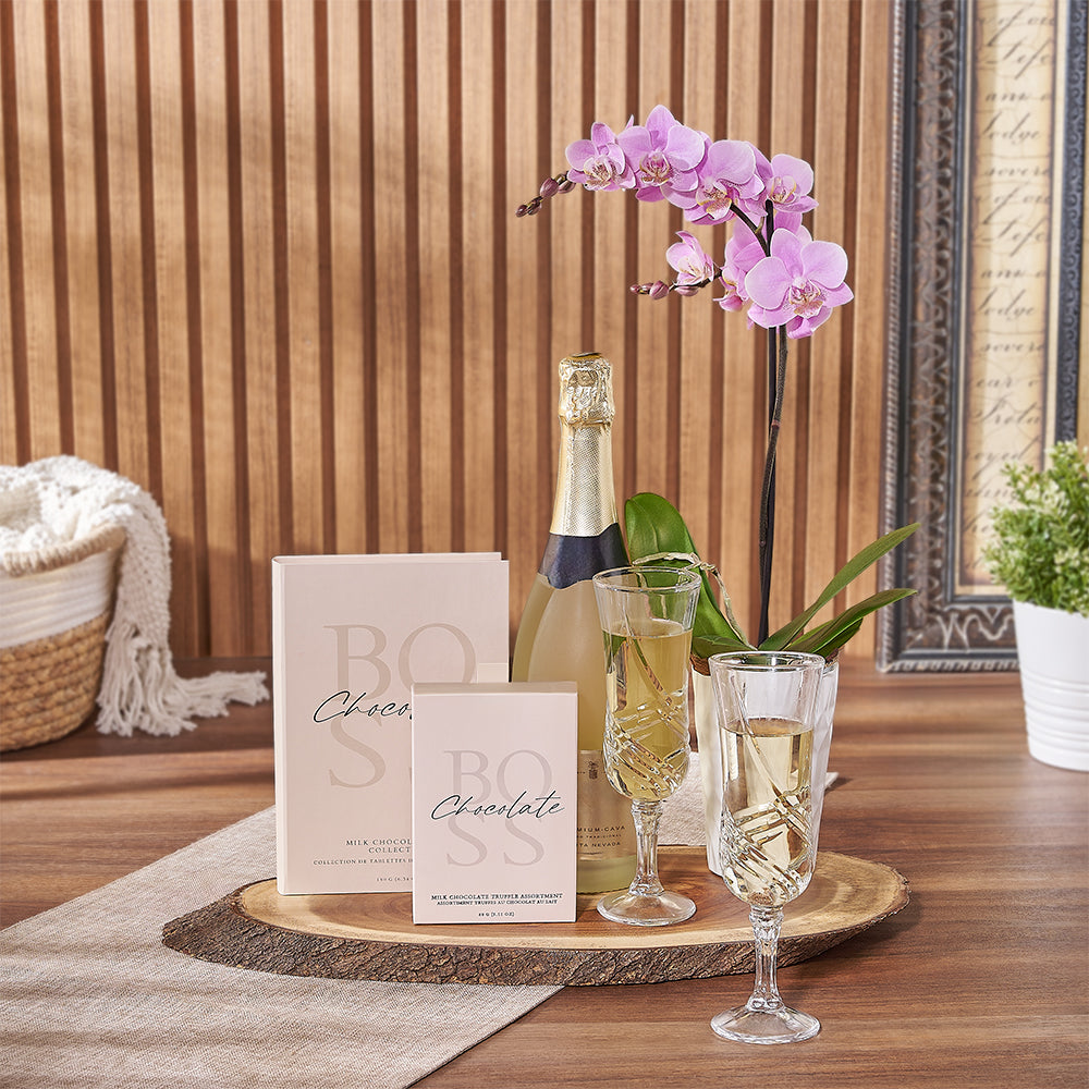 No Place Like Home Housewarming Gift Basket – Champagne gift