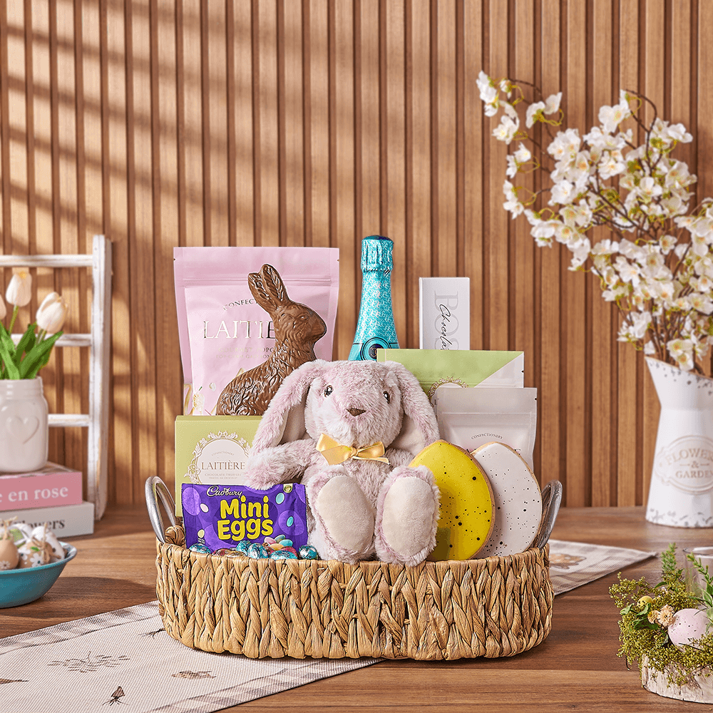 Sparkling Wine and Easter Gourmet Snack Basket with Plush Bunny – how the gift is presented