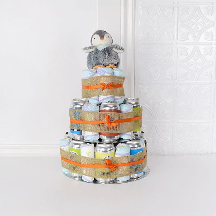 Baby Gift Basket with Craft Beer and Kaloo Les Amis Plush Penguin – how the gift is presented