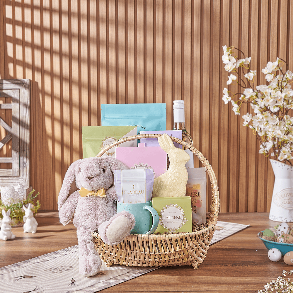 Wicker Easter Gift Basket with Wine and White Chocolate Popcorn – how the gift is presented