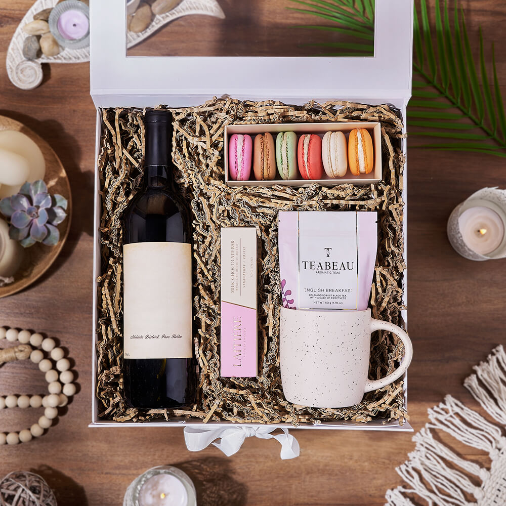 Fantastic Sweets & Beverage Gift Set – Wine gift baskets – Toronto