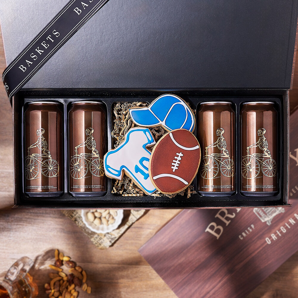 Football and Beer Gift Box – how the gift is presented