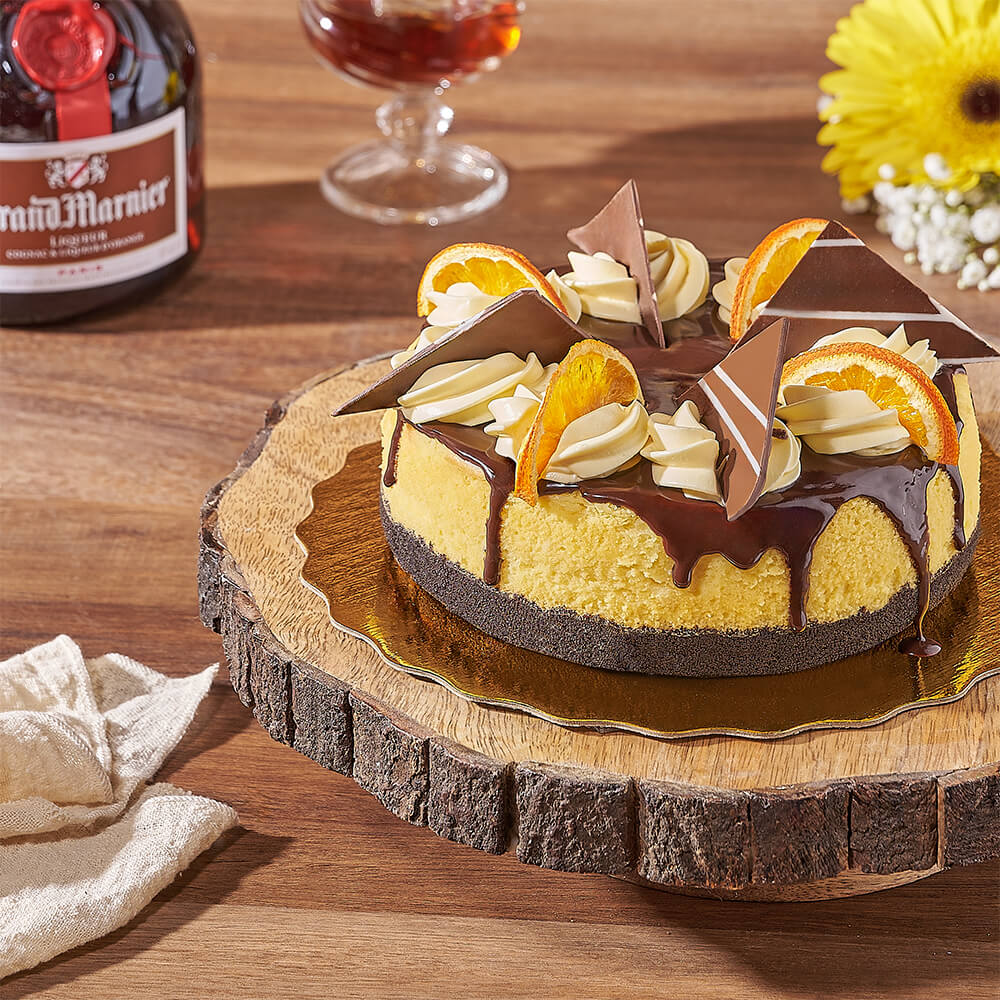Deluxe Grand Marnier Cheesecake Decorated with Chocolate and Candied Orange – how the gift is presented