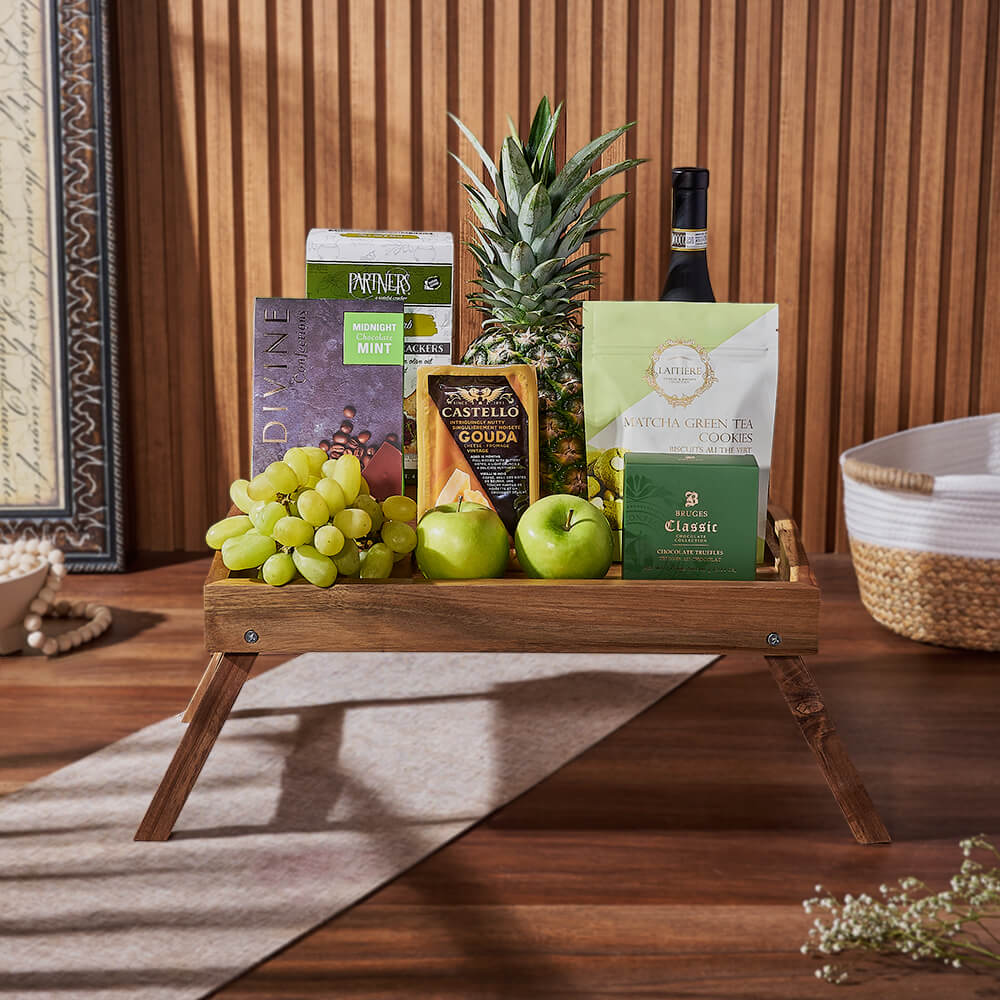 Green & Bountiful Wine Gift Set, wine gift, wine, chocolate gift, chocolate, fruit gift, fruit, Toronto delivery