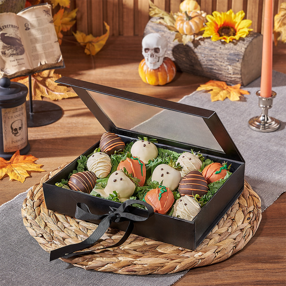 Hand-Dipped Halloween Chocolate Covered Strawberries Gift Box – how the gift is presented