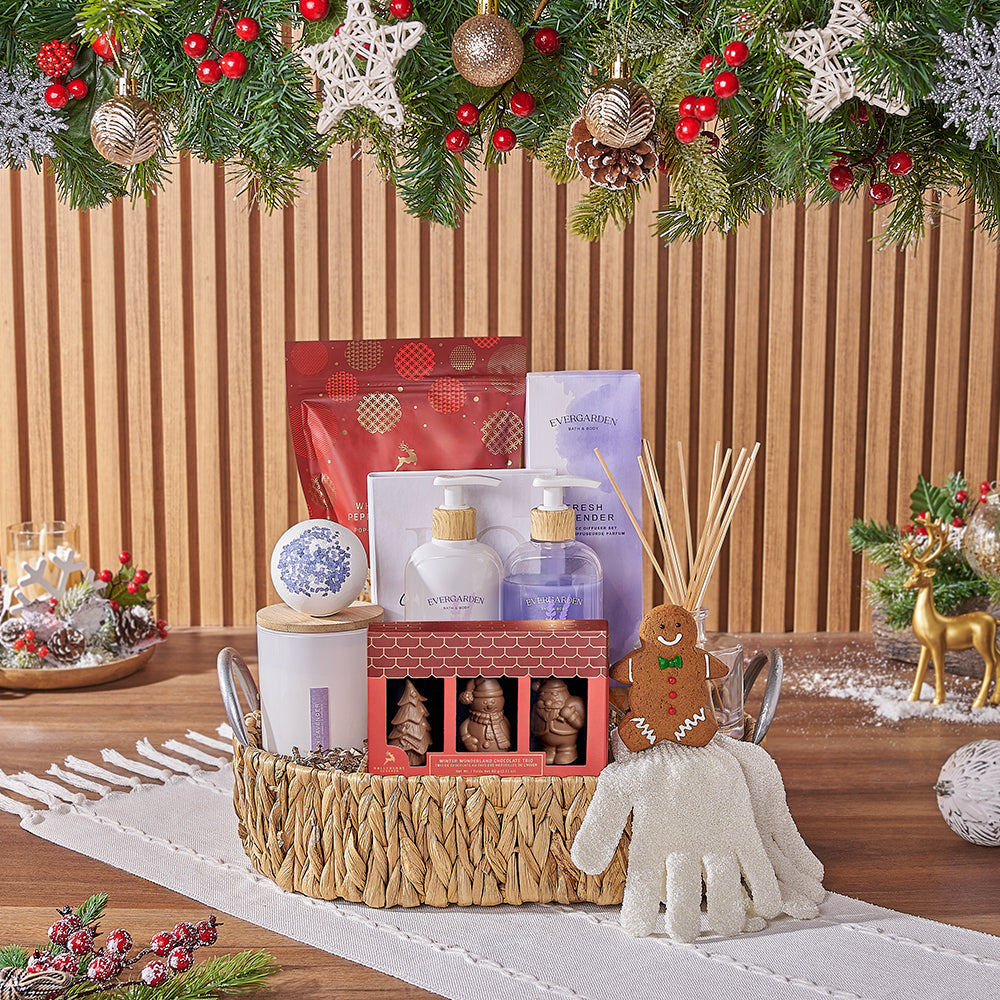 Christmas Lavender Spa & Gourmet Gift Basket – how the gift is presented