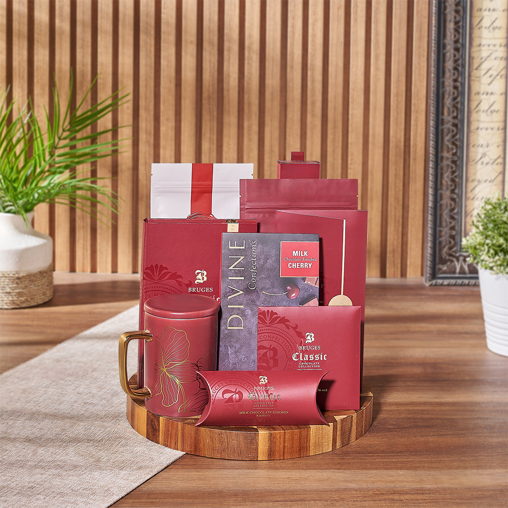 Milk Chocolate Gift Basket with Mug – how the gift is presented