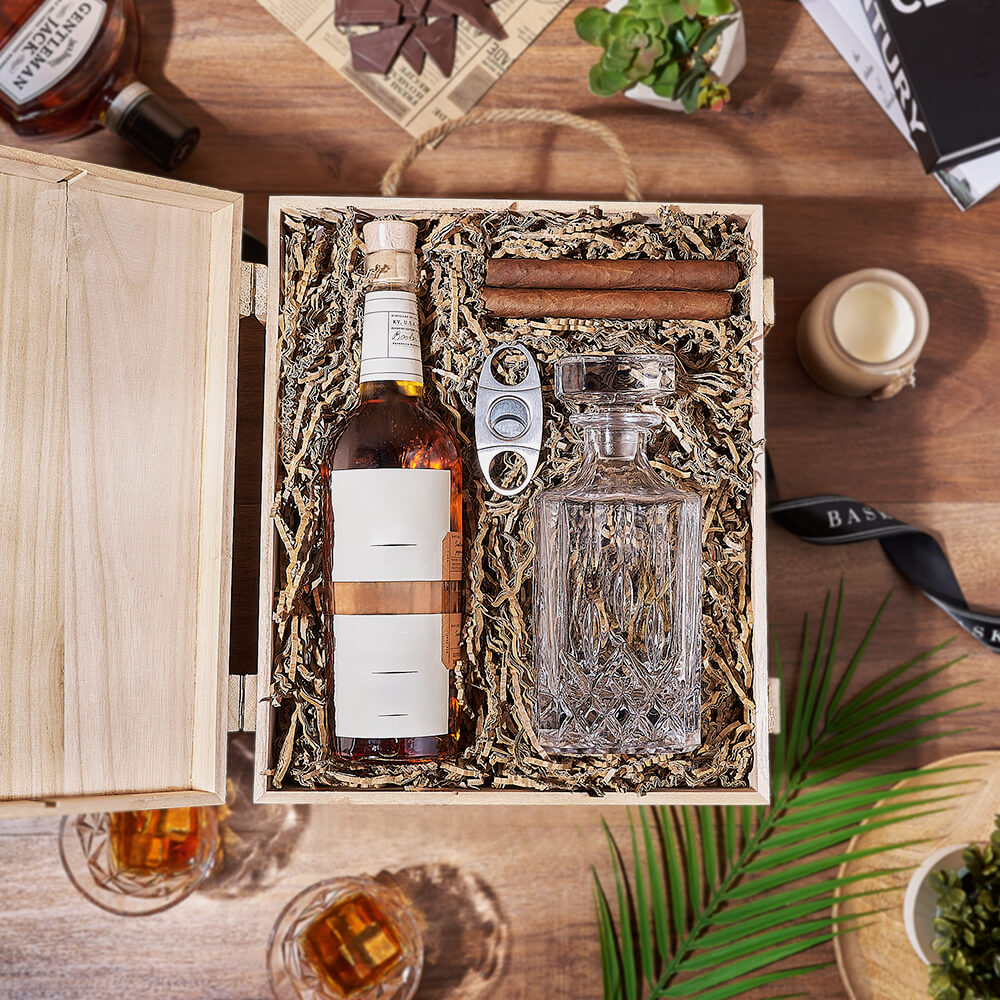 Liquor &amp; Decanter Crate, liquor gift, liquor, decanter gift, decanter, cigar gift, cigar, Toronto delivery