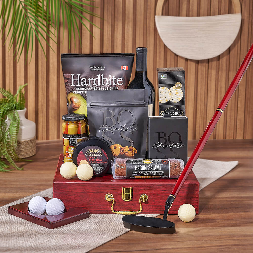 Executive Wooden Case Wine and Gourmet Snack Gift Basket – how the gift is presented