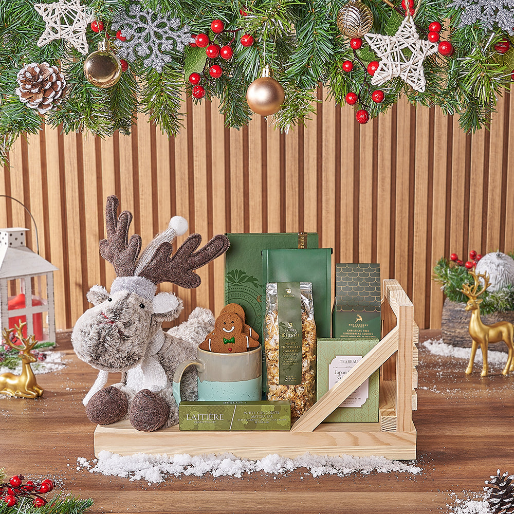 Holiday Wooden Sleigh Gift Basket – how the gift is presented