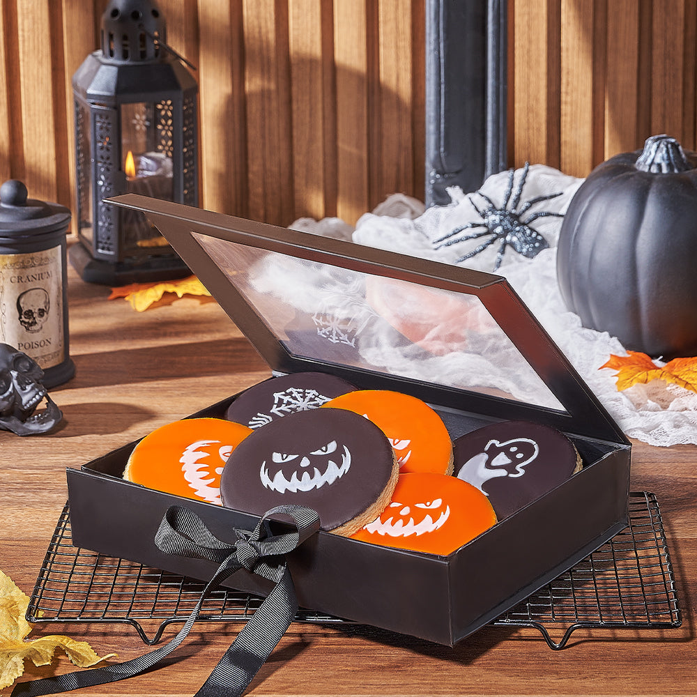 Halloween Handmade Cookie Gift Basket – how the gift is presented